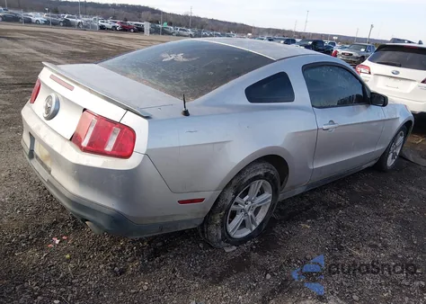 2012 Ford Mustang V6 z USA, uszkodzony, nr VIN 1ZVBP8AM5C5214622